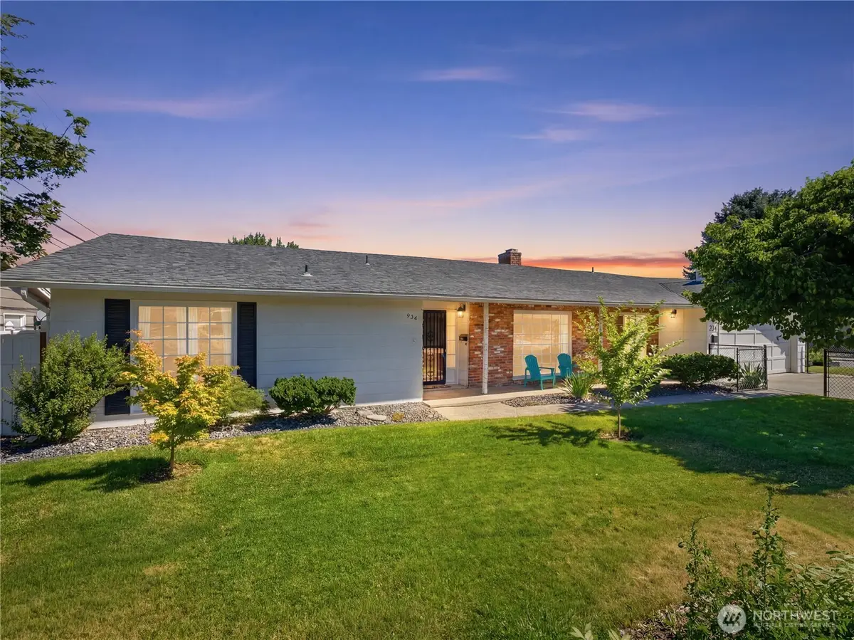 934 Stevens Street, Wenatchee, WA 98801 - #1