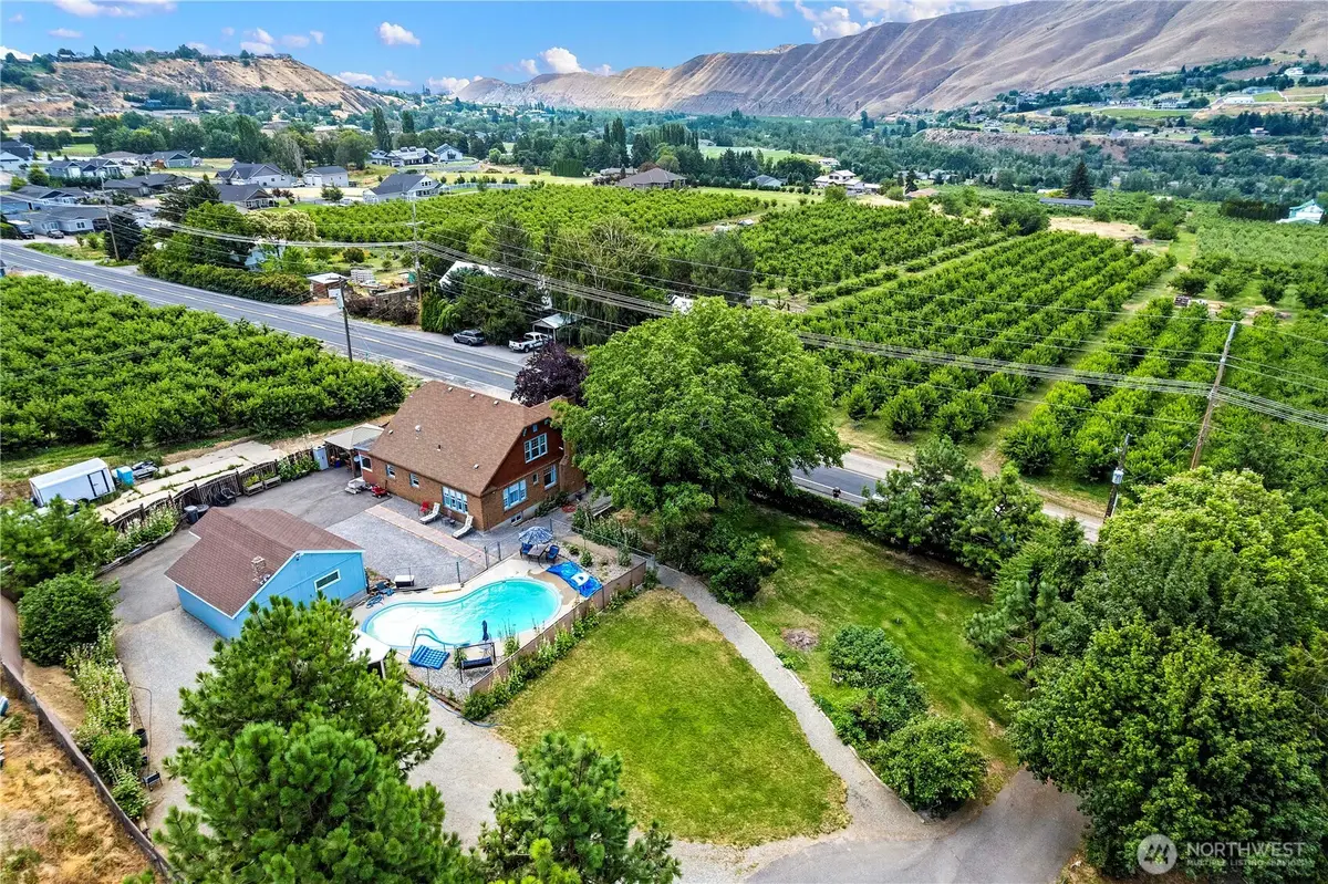 2020 & 2024 Easy St, Wenatchee, WA 98801 - #1