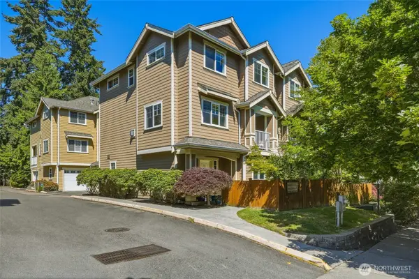 21410 50th Avenue W #2, Mountlake Terrace, WA 98043
