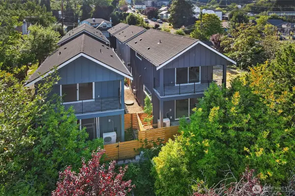 2006 19th Avenue S, Seattle, WA 98144