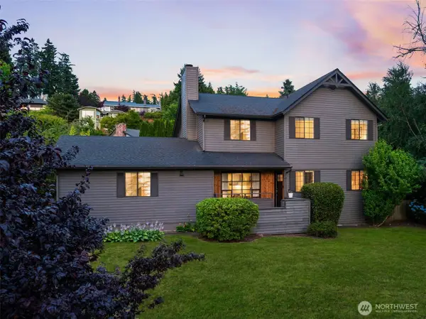 17021 76th Avenue W, Edmonds, WA 98026
