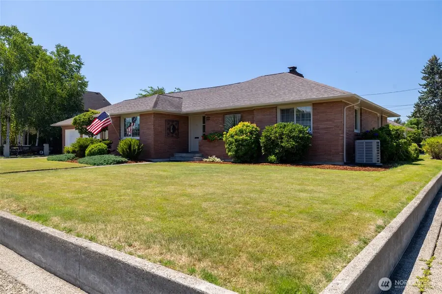 727 K Street, Centralia, WA 98531 - #2