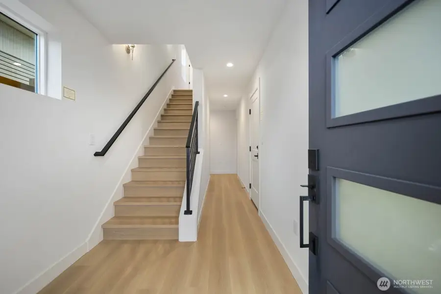 13321 3rd Avenue Ne, Seattle, WA 98125 - #2