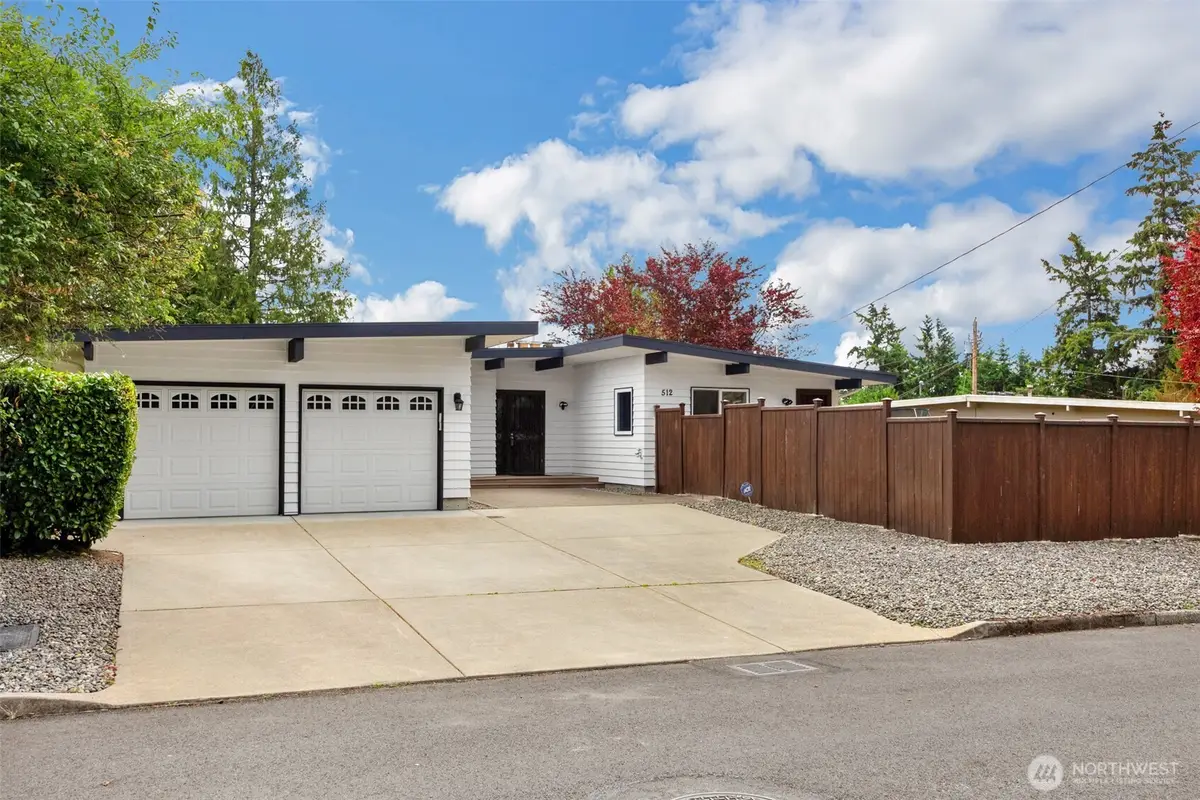 512 167th Ave Ne, Bellevue, WA 98008 - #1