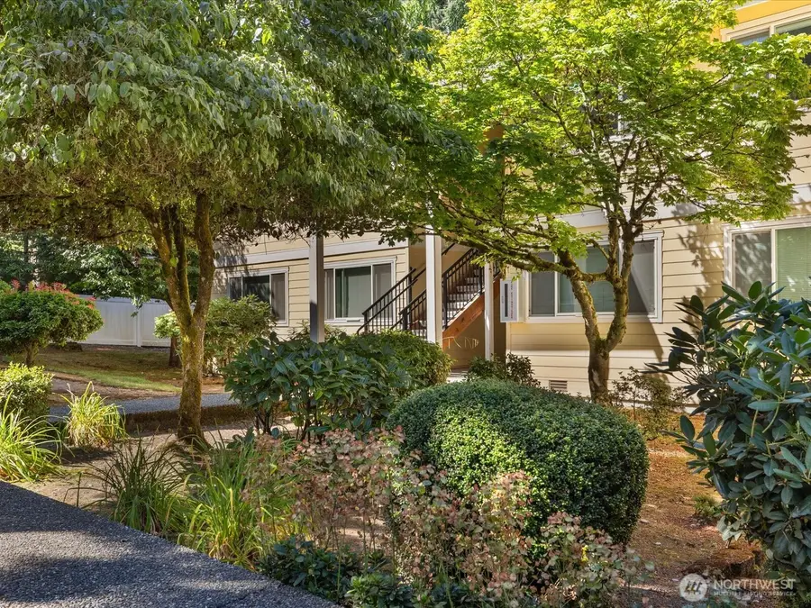 14601 NE 50th Place #E6, Bellevue, WA 98007 - #3