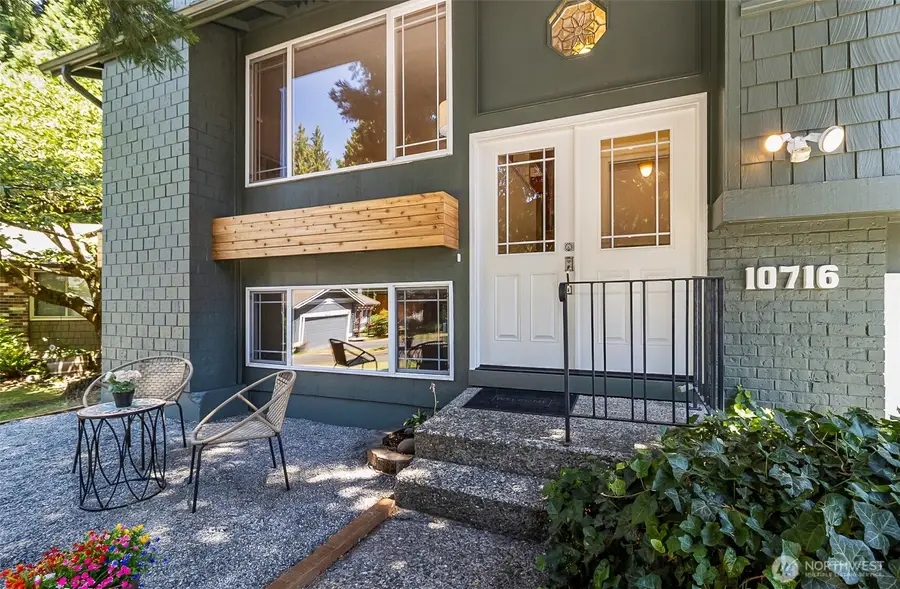 10716 127th Avenue Ne, Kirkland, WA 98033 - #2