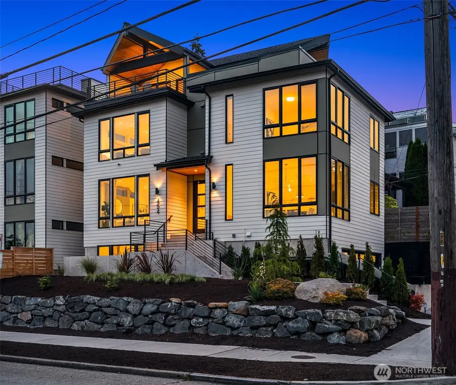 454 NE 40th Street, Seattle, WA 98105 - #2