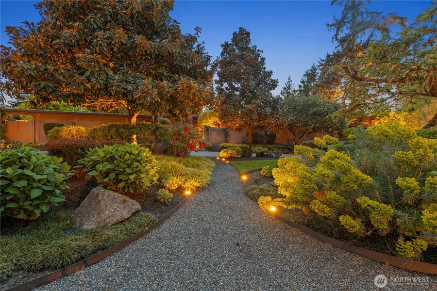 3215 78th Place Ne, Medina, WA 98039 - #3