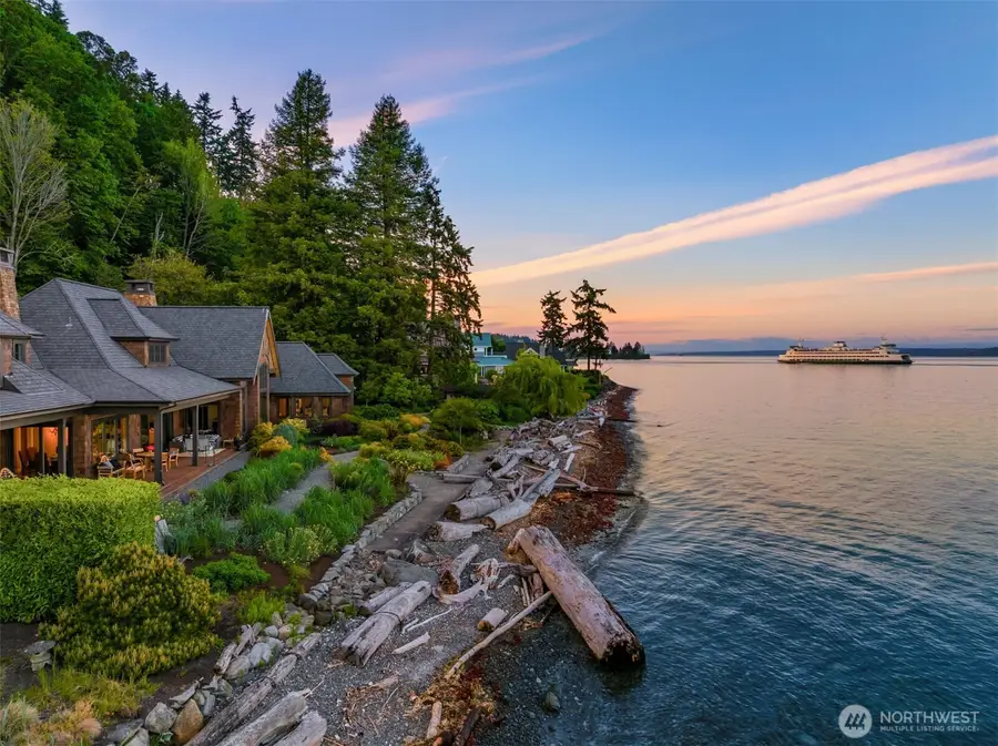 5128 Rockaway Beach Road Ne, Bainbridge Island, WA 98110 - #3