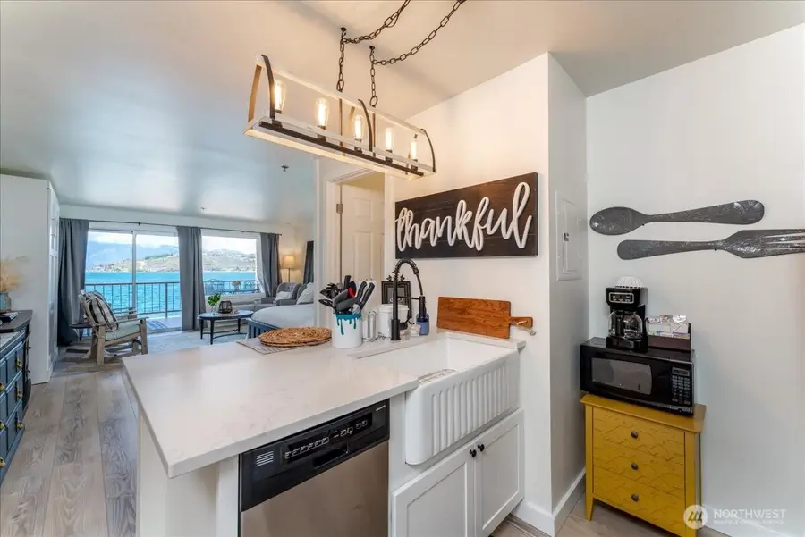 322 W Woodin 301 & 301a Avenue, Chelan, WA 98816 - #2