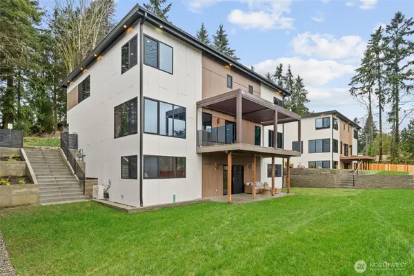 7903 240th Street Sw, Edmonds, WA 98026