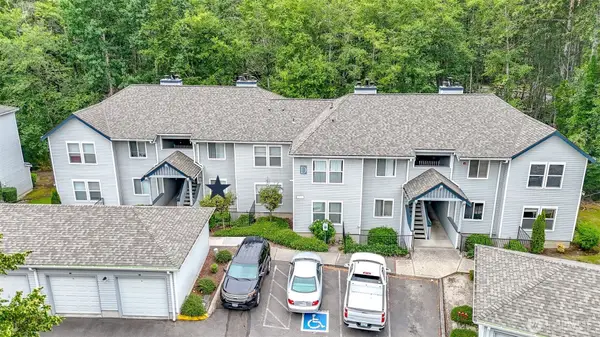 33020 10th Avenue Sw #D102, Federal Way, WA 98023