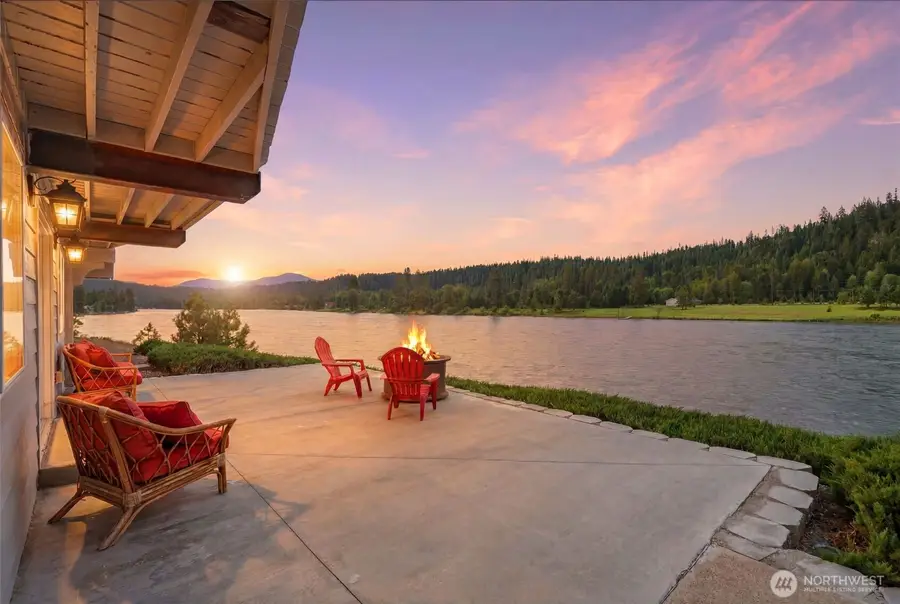128 S River Rd, Cusick, WA 99119 - #2