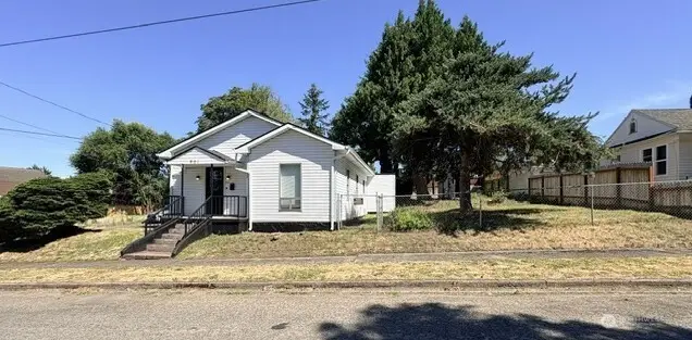 901 Crawford, Kelso, WA 98626 - #2