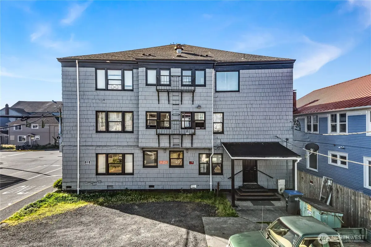 201 N F Street, Aberdeen, WA 98520 - #1