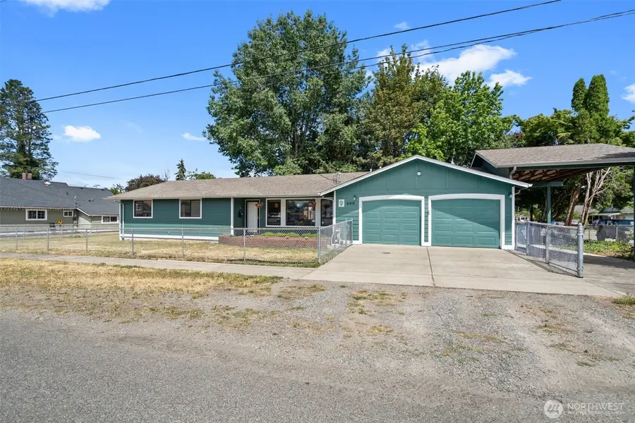 405 W 4th Street, Centralia, WA 98531 - #2