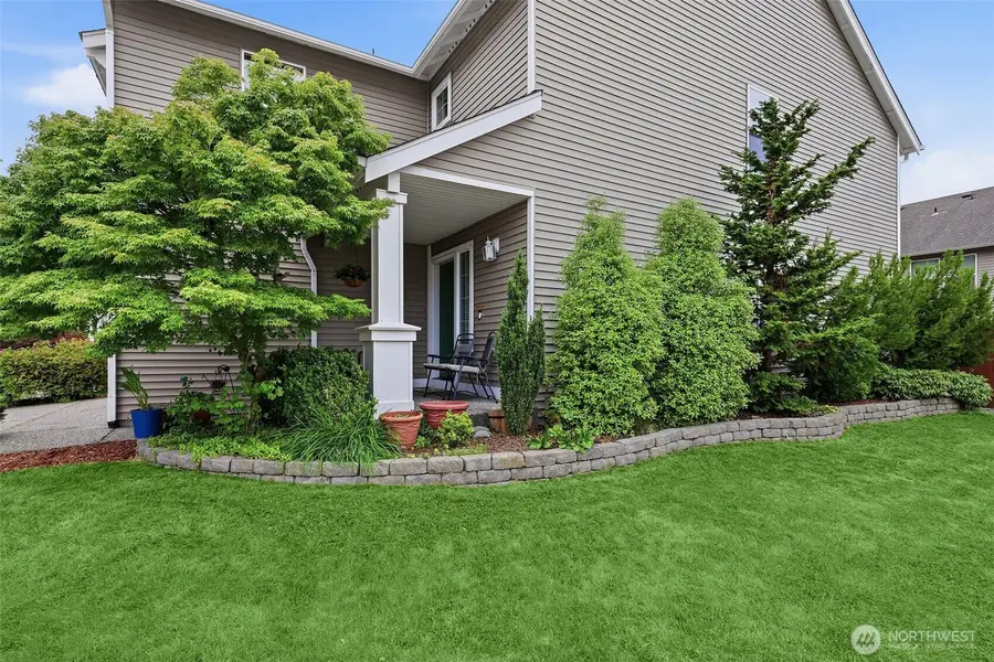 305 Lynnwood Avenue Se, Renton, WA 98056 - #3