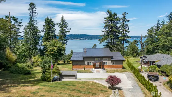 612 Maple Heights Road, Camano Island, WA 98282