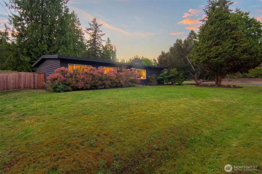 18751 60th Avenue Ne, Kenmore, WA 98028 - #2