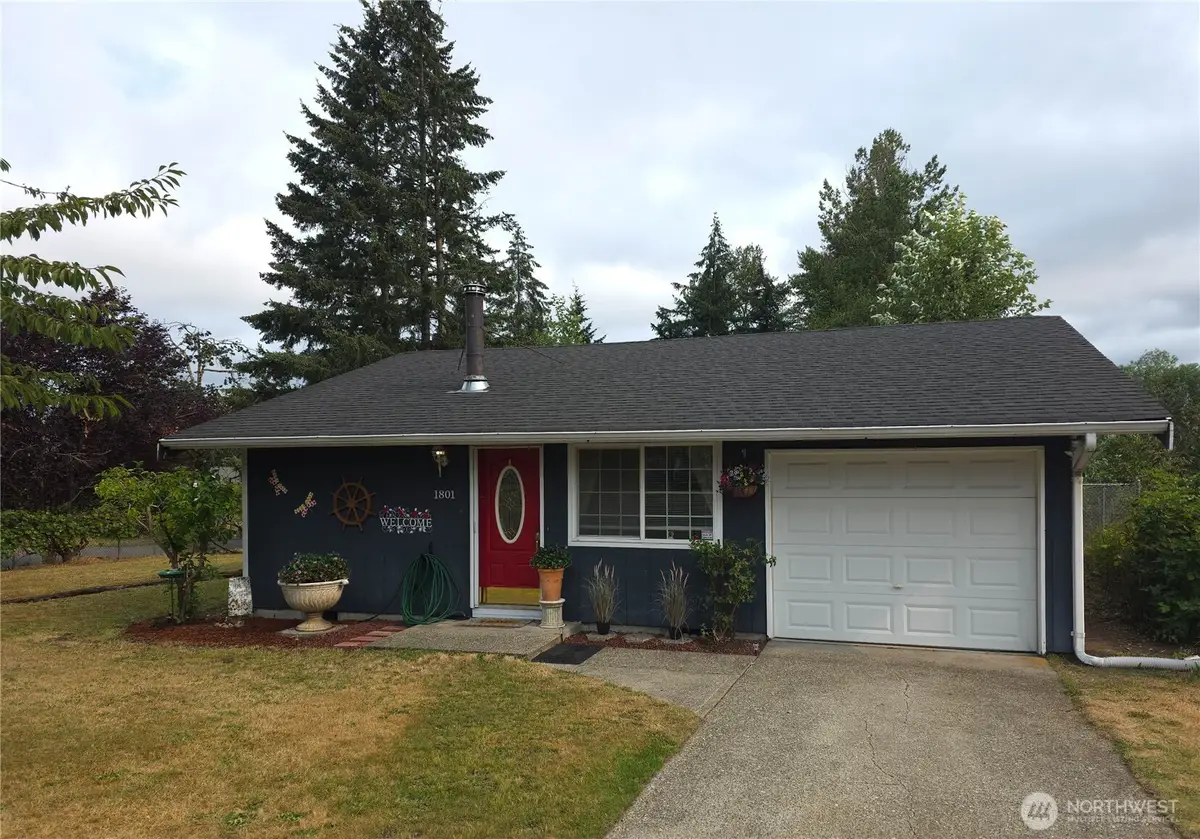 1801 E 164th Street Ct, Spanaway, WA 98387 - #1