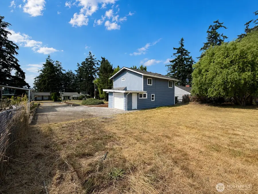 1040 W Shady Lane #WA, Oak Harbor, WA 98277 - #3