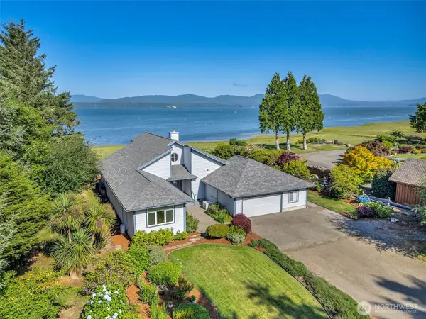 18114 Sandridge Road, Long Beach, WA 98631