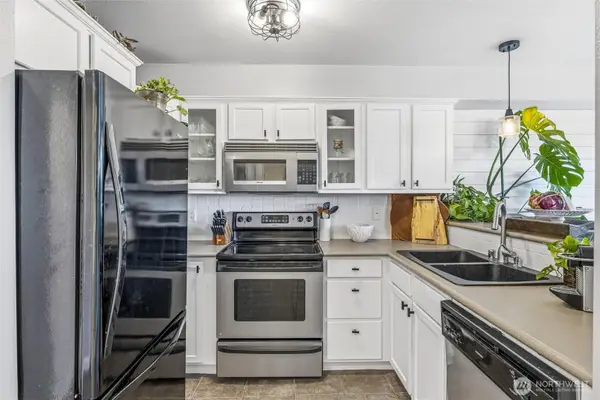 700 32nd Street #A302, Bellingham, WA 98225