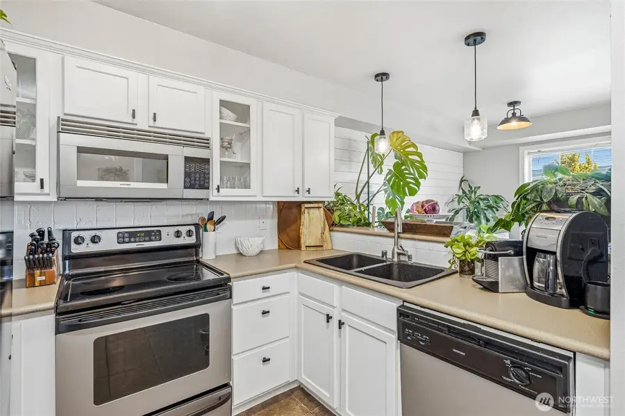 700 32nd Street #A302, Bellingham, WA 98225 - #2