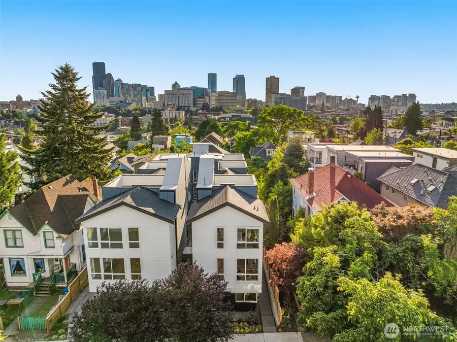 825 17th Avenue, Seattle, WA 98144 - #2