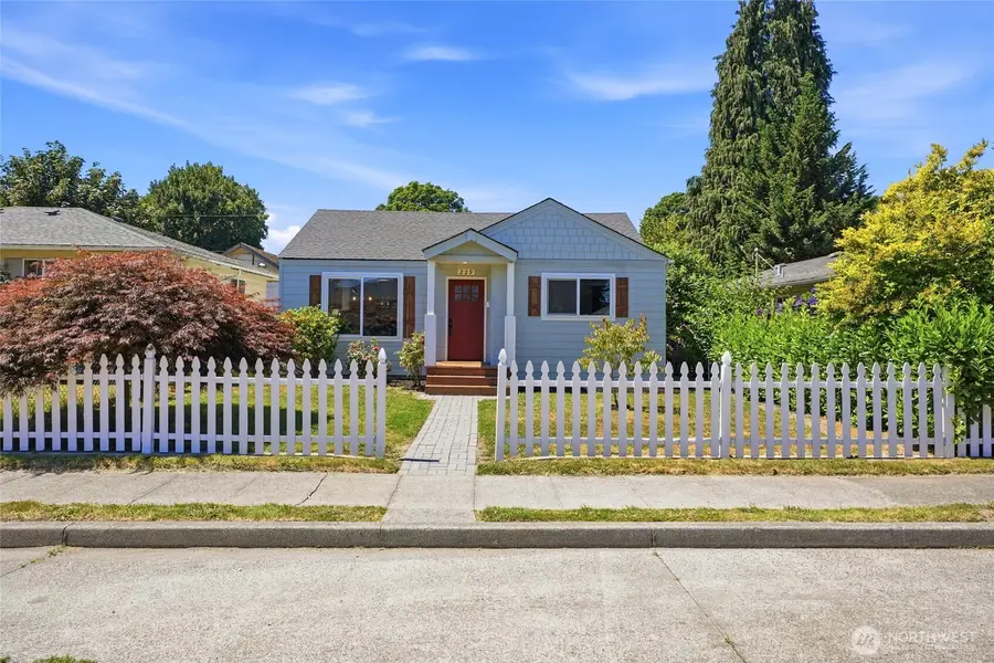 229 19th Avenue, Longview, WA 98632 - #2