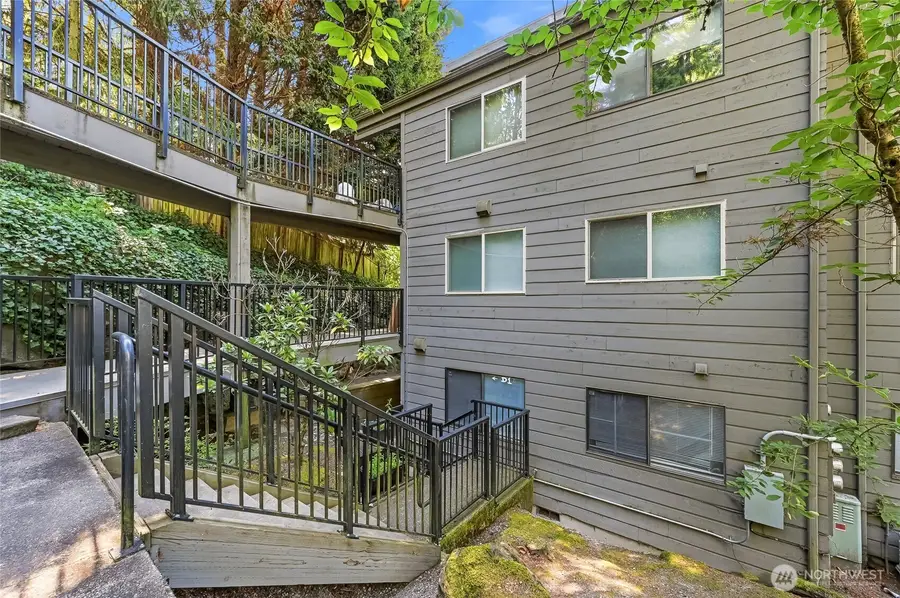 12543 NE 23rd Place #D1, Bellevue, WA 98005 - #2
