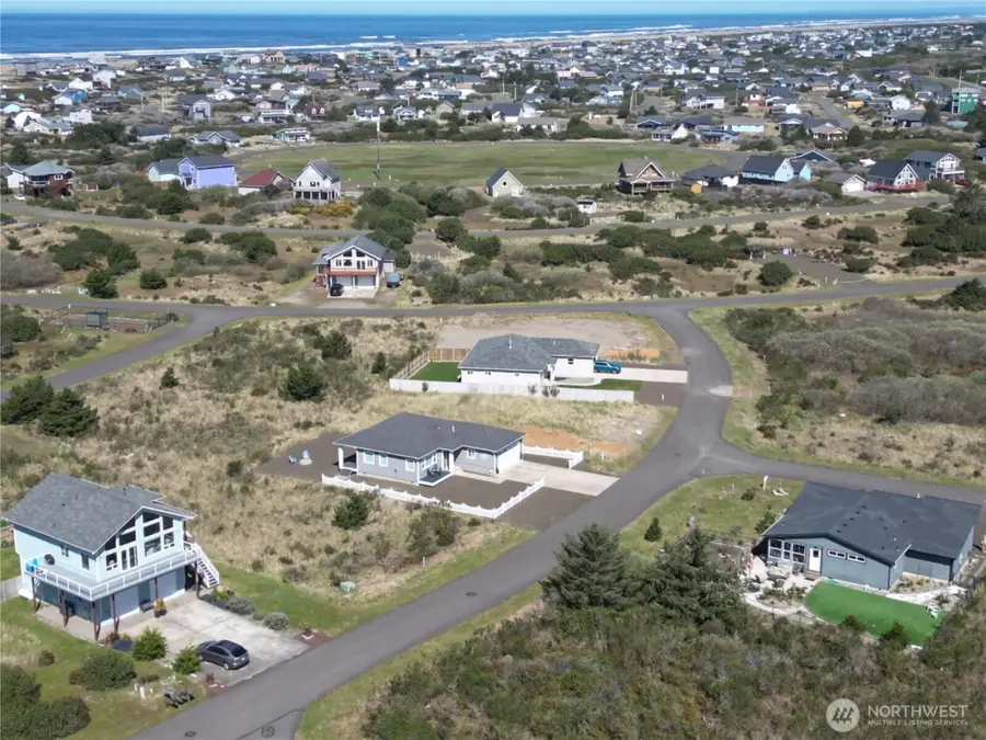 1439 Diamond Head Avenue Sw, Ocean Shores, WA 98569 - #2