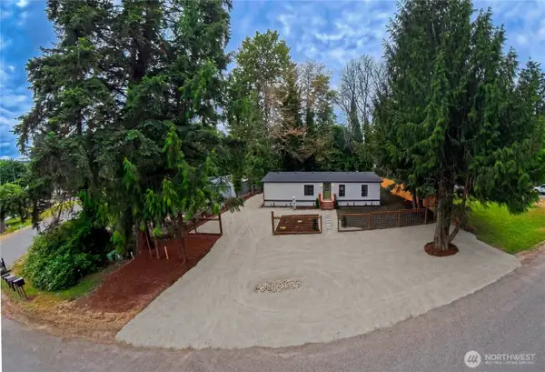 11 NE Davey Jones Court, Belfair, WA 98528
