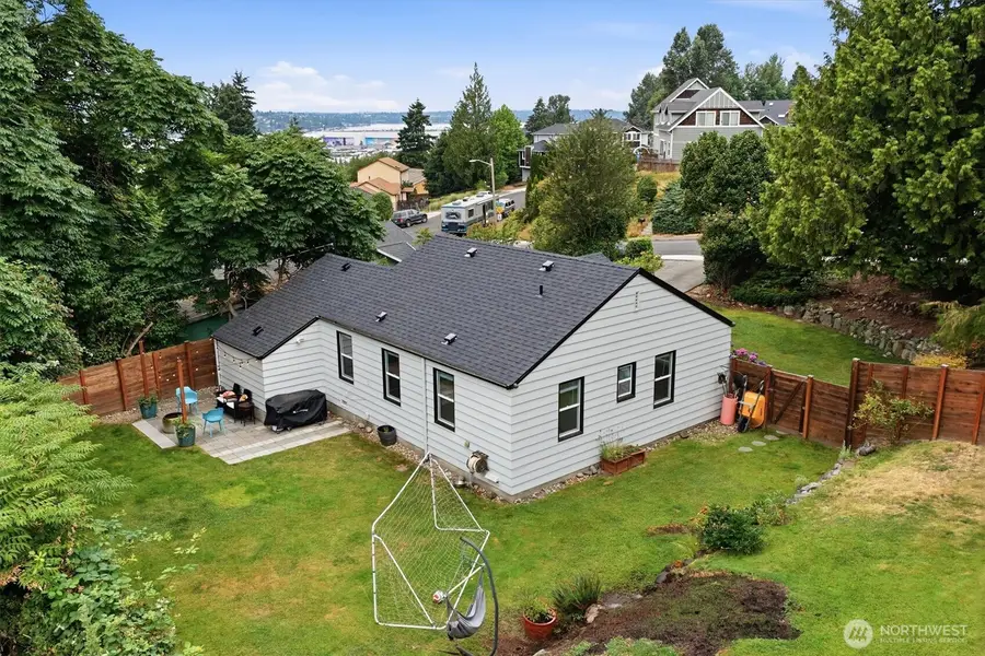 555 Windsor Place Ne, Renton, WA 98056 - #2