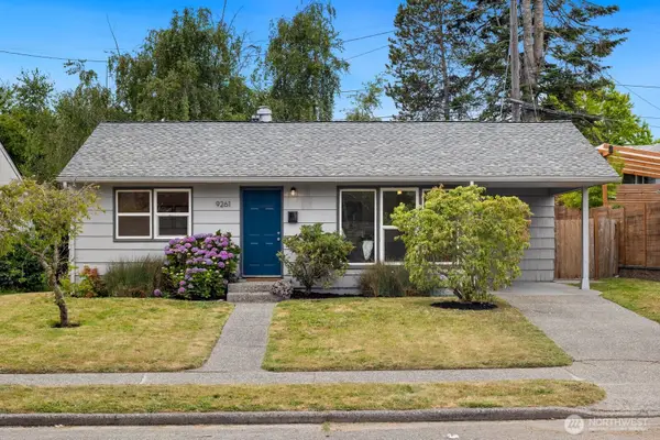 9261 31st Avenue Sw, Seattle, WA 98126