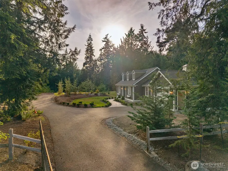 7077 NE Ridge Lane #B, Bainbridge Island, WA 98110 - #2