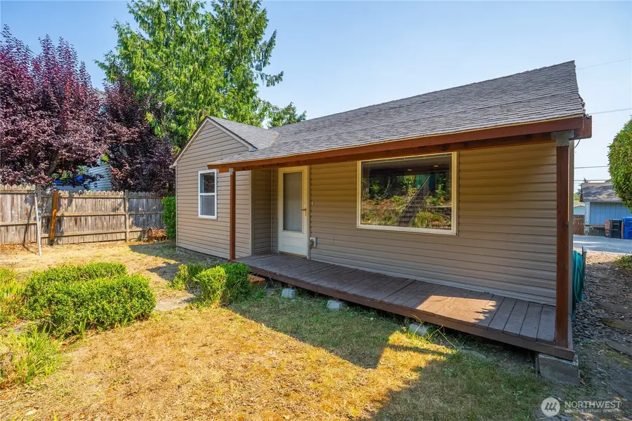 9802 35th Avenue Sw, Seattle, WA 98126 - #3