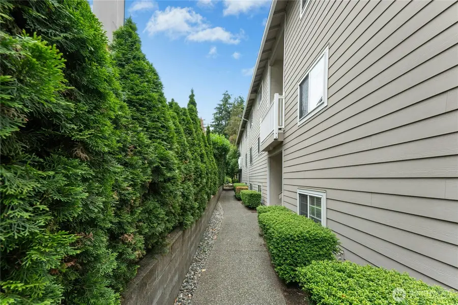 1132 N 198th Street #C302, Shoreline, WA 98133 - #2