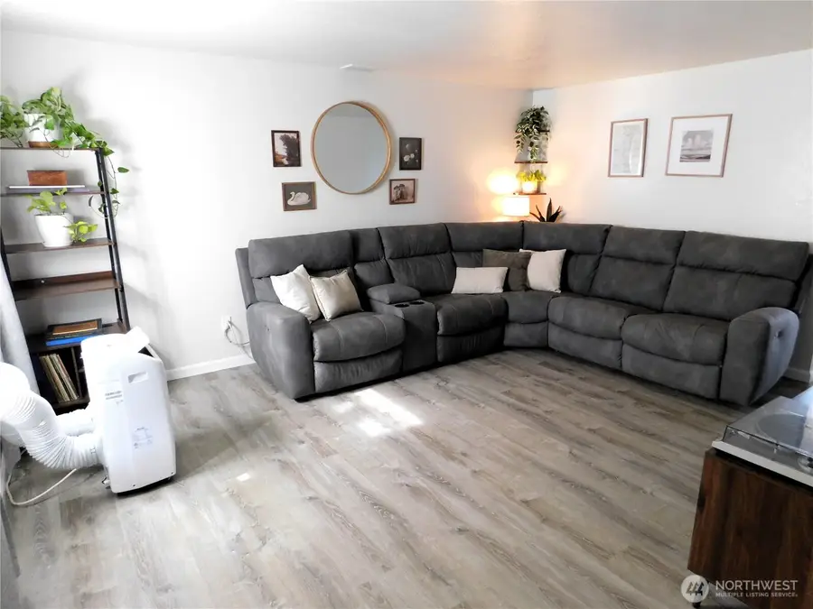 4301 S 4th Avenue, Everett, WA 98203 - #3