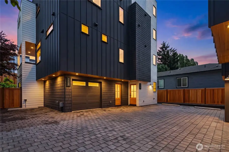 3638 Greenwood Avenue N #A, Seattle, WA 98103 - #2