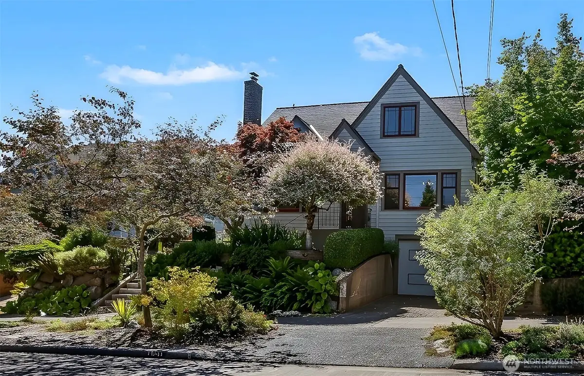 7047 27th Avenue Nw, Seattle, WA 98117 - #1