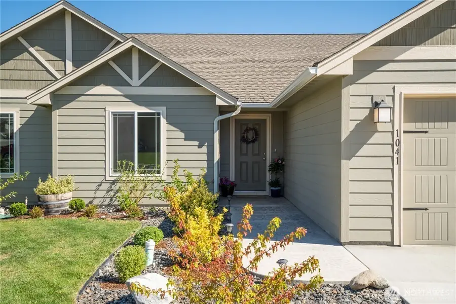 1041 Sunny Brooke Lane, Chelan, WA 98816 - #3