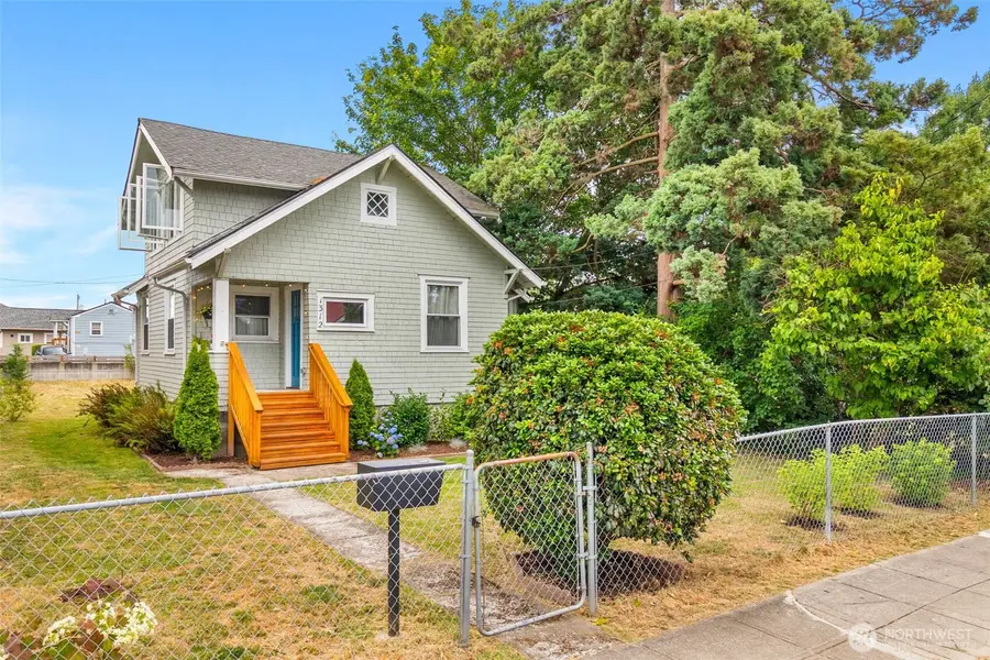 1312 Elizabeth Avenue, Bremerton, WA 98337 - #2