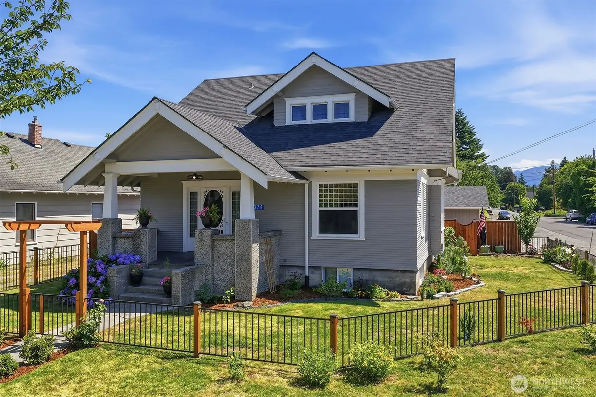 328 S Anacortes Street, Burlington, WA 98233 - #1
