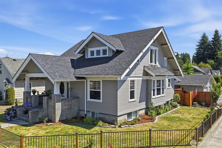328 S Anacortes Street, Burlington, WA 98233 - #3