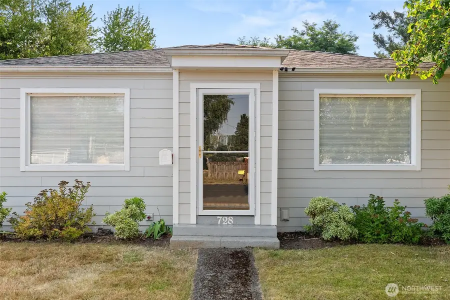 728 Hamilton Avenue, Centralia, WA 98531 - #3