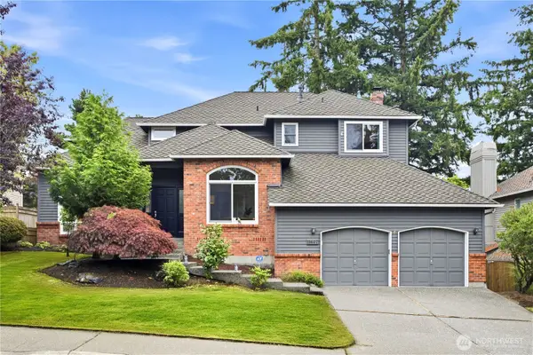 11607 SE 77th Place, Newcastle, WA 98056
