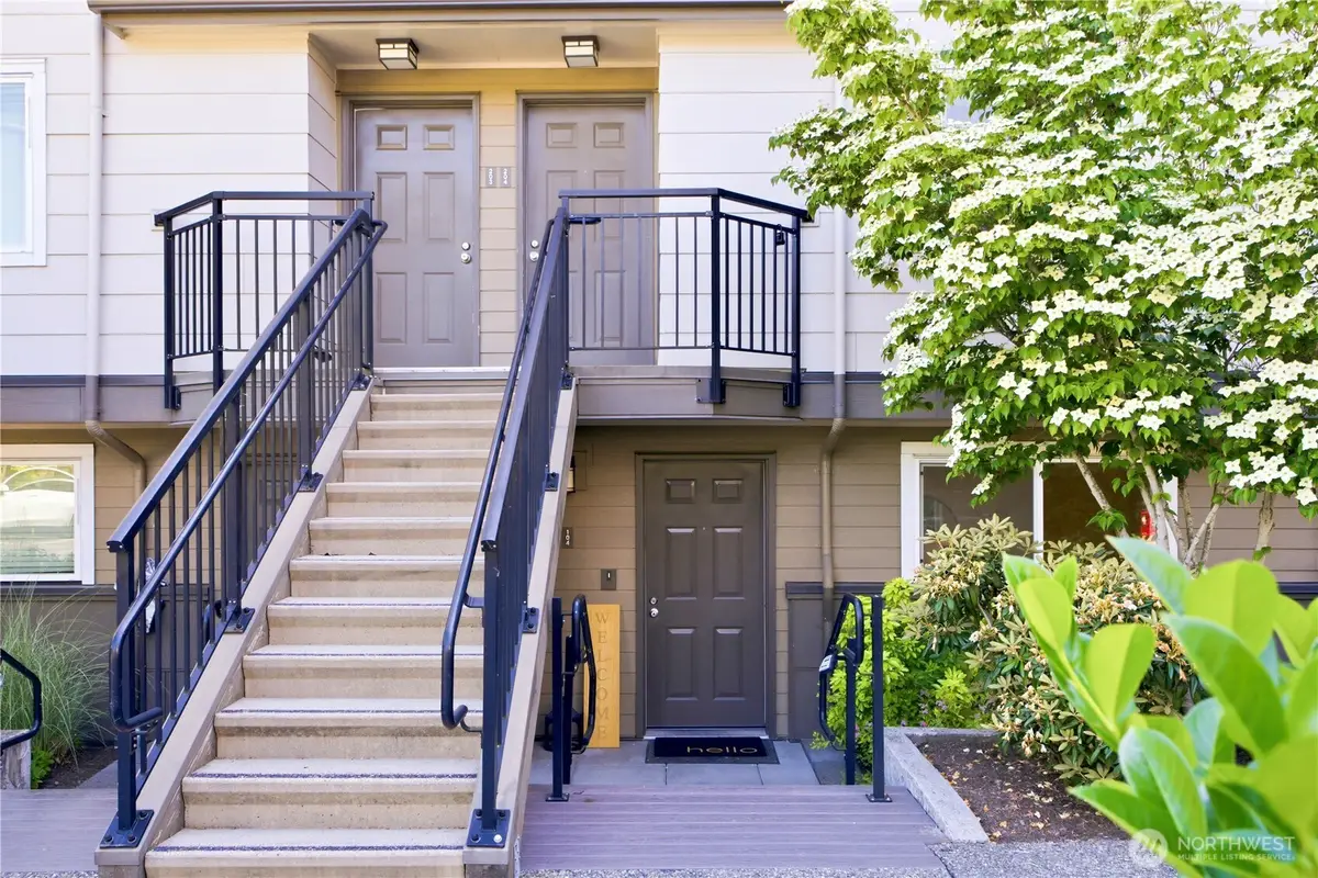 15829 NE Leary Way #A-104, Redmond, WA 98052 - #1