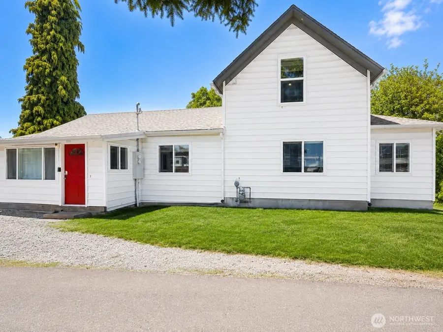 2611 S 135th Street, Seatac, WA 98168 - #2