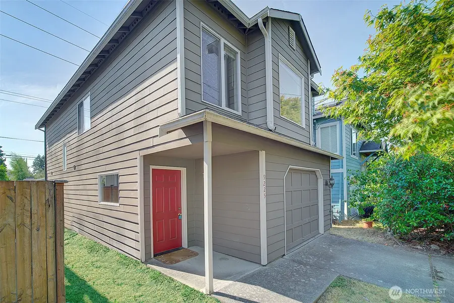 9225 Fremont Avenue N, Seattle, WA 98103 - #2